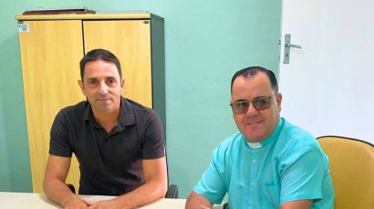 O Presidente Paulo Adriano Recebeu a Visita do Padre Amilton.
